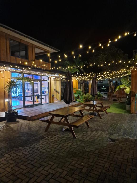 Palm Tree Apartments & backpackers - Resim 32