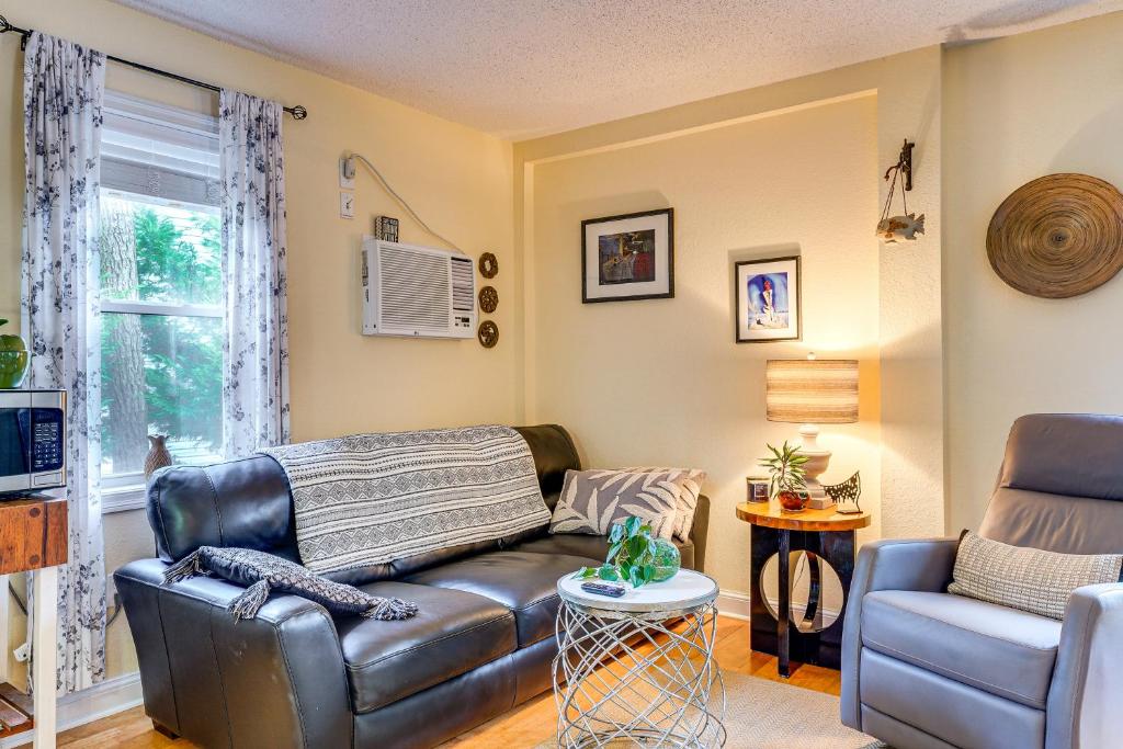 Nags Head Apt with Patio - 1/2 Mile Walk to Beach! photo