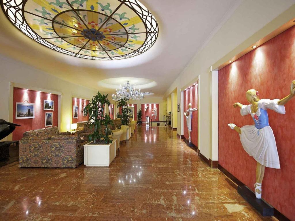 Фотография из галереи Mercure Reggio Emilia Centro Astoria в городе Реджо-нель-Эмилия