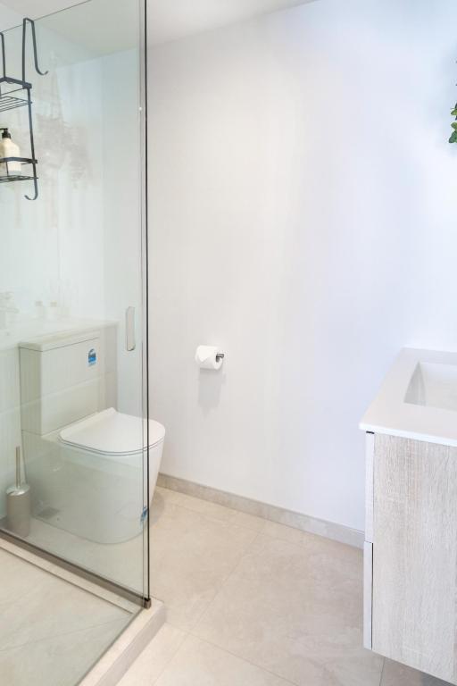 Zen Retreat Stylish 2BR Townhouse and Free Parking - Resim 21