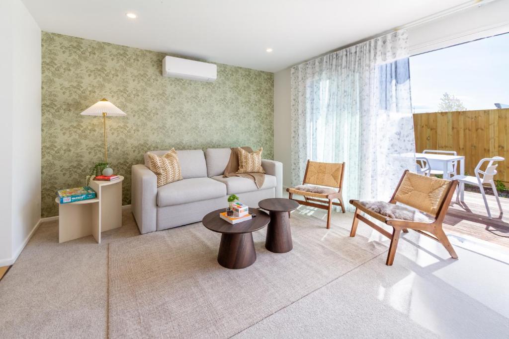 Zen Retreat Stylish 2BR Townhouse and Free Parking - Resim 31