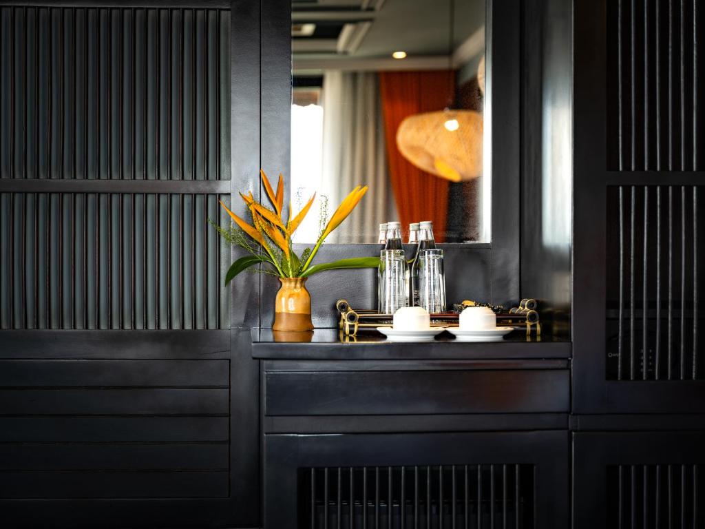 Phòng Deluxe Thông Nhau Qua Cửa Nối Có Ban Công