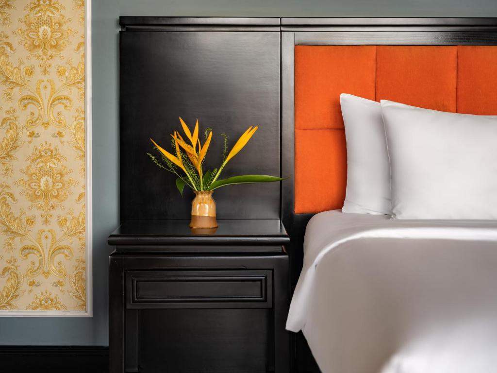Phòng Deluxe Thông Nhau Qua Cửa Nối Có Ban Công