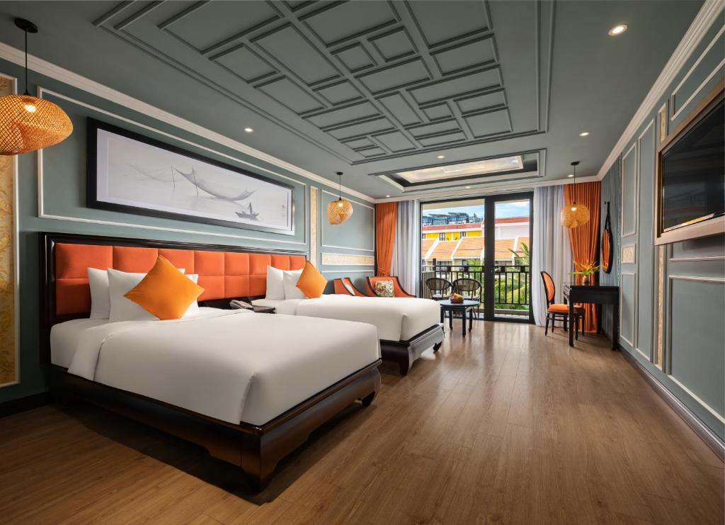 Phòng Deluxe Giường Đôi/2 Giường Đơn Có Ban Công Và Tầm Nhìn Ra Hồ Bơi