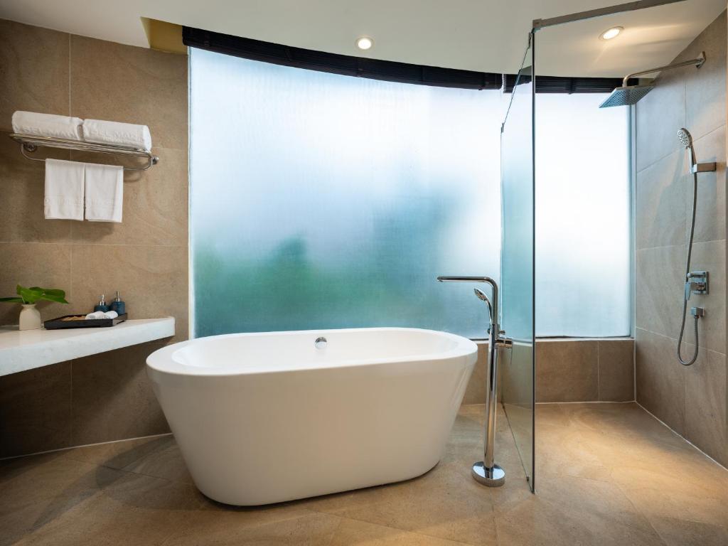 Suite Premium Nhìn Ra Sông
