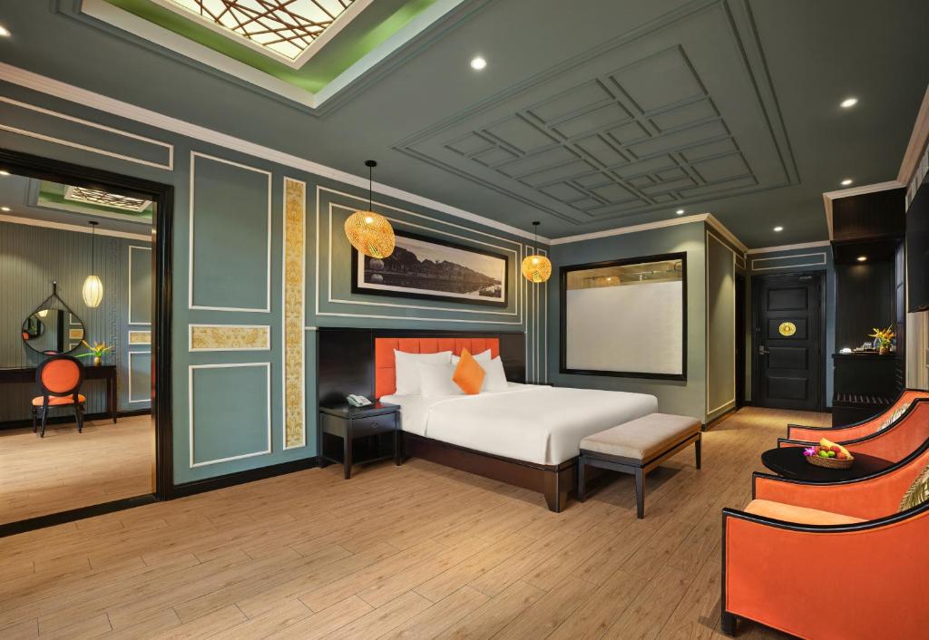 Phòng Deluxe Thông Nhau Qua Cửa Nối Có Ban Công
