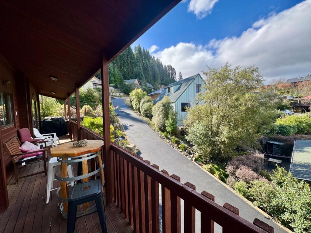 83b Conical Hill Rd - Access via Alpine Avenue - Resim 14