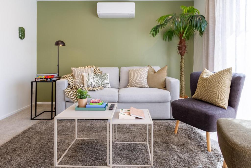 Kiwiana Gem Stylish Stay with Parking - Resim 19