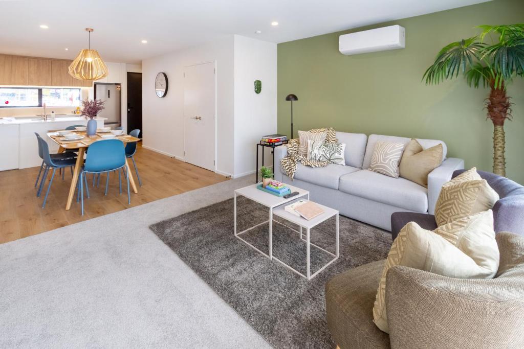 Kiwiana Gem Stylish Stay with Parking - Resim 22