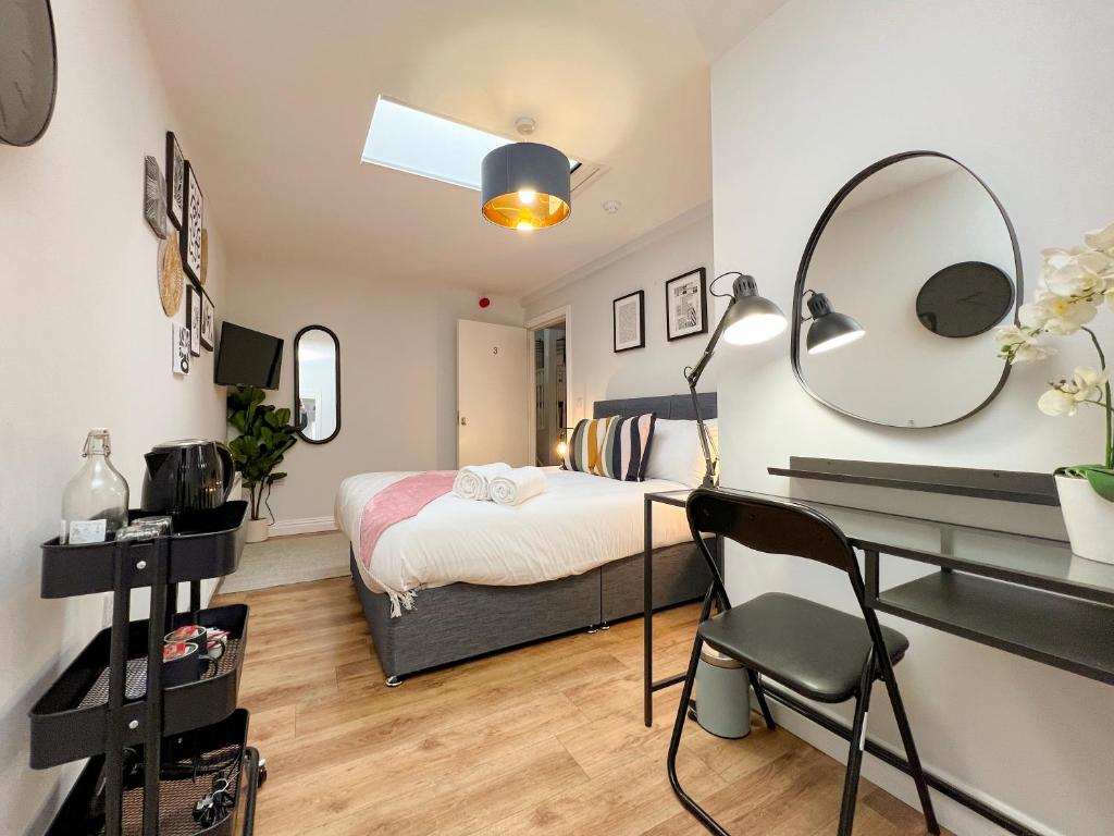 Ocho Homes Lux By Eight Continents, Belfast - Resim 5