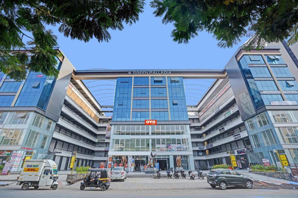 Gallery image of Hotel O Sky View in Surat