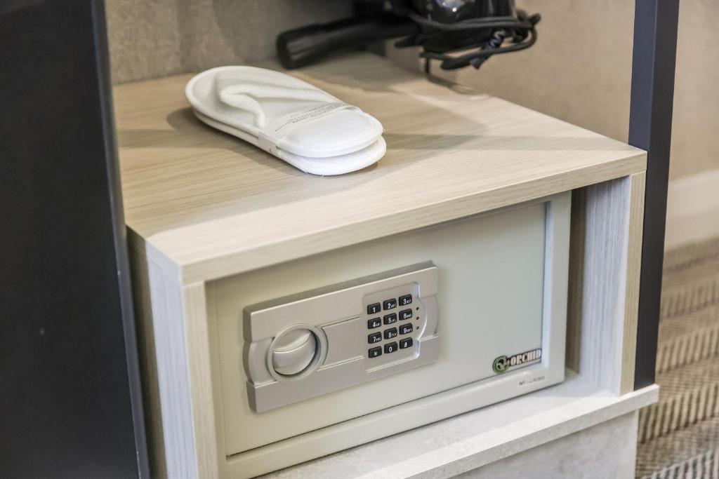 Premier Inn Abu Dhabi Capital Centre - Resim 8