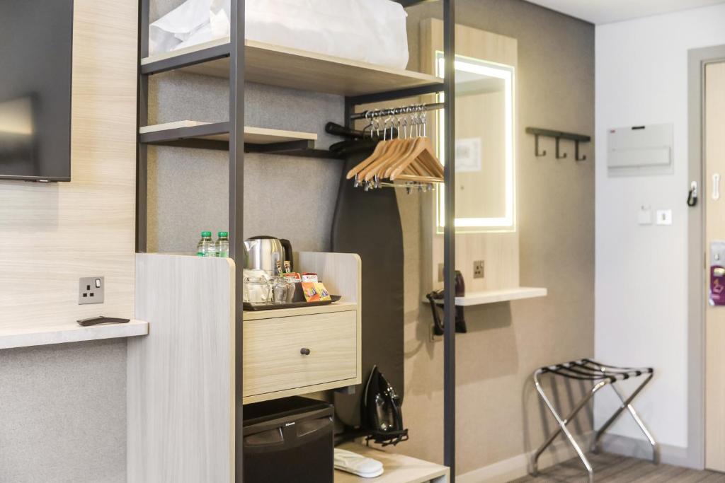 Premier Inn Abu Dhabi Capital Centre - Resim 7