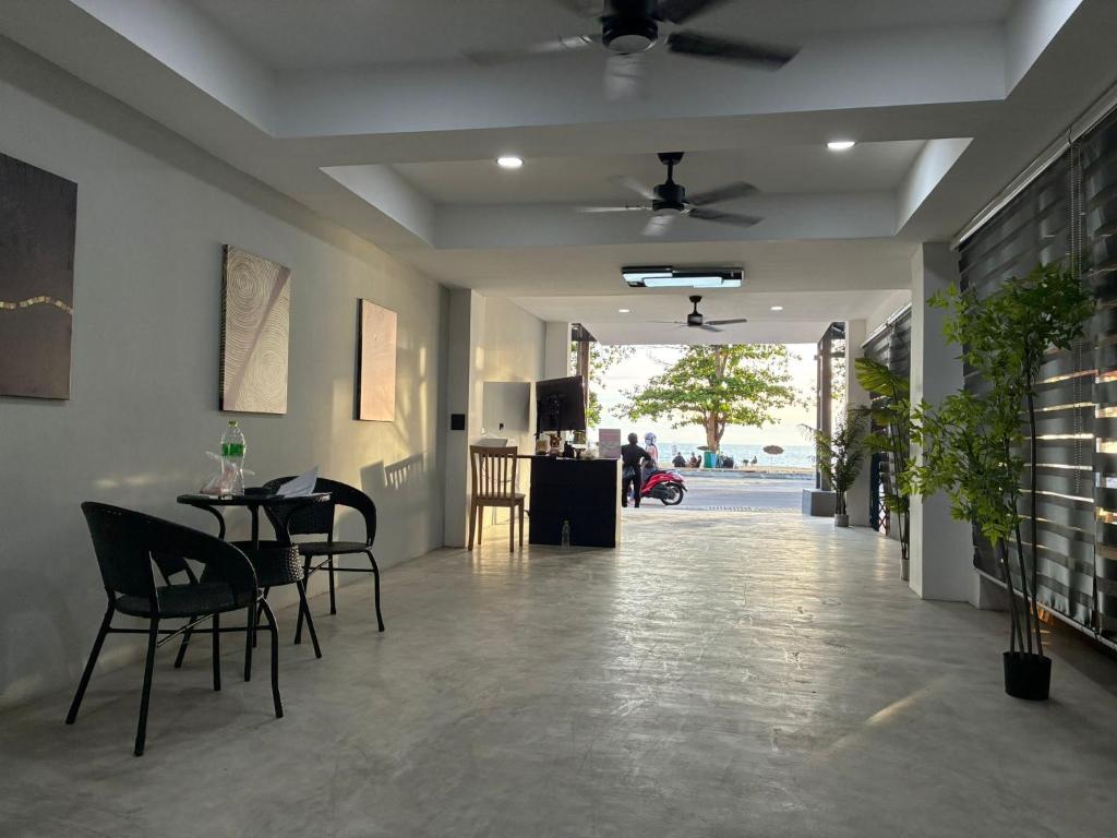 VS Beach Front - Resim 13