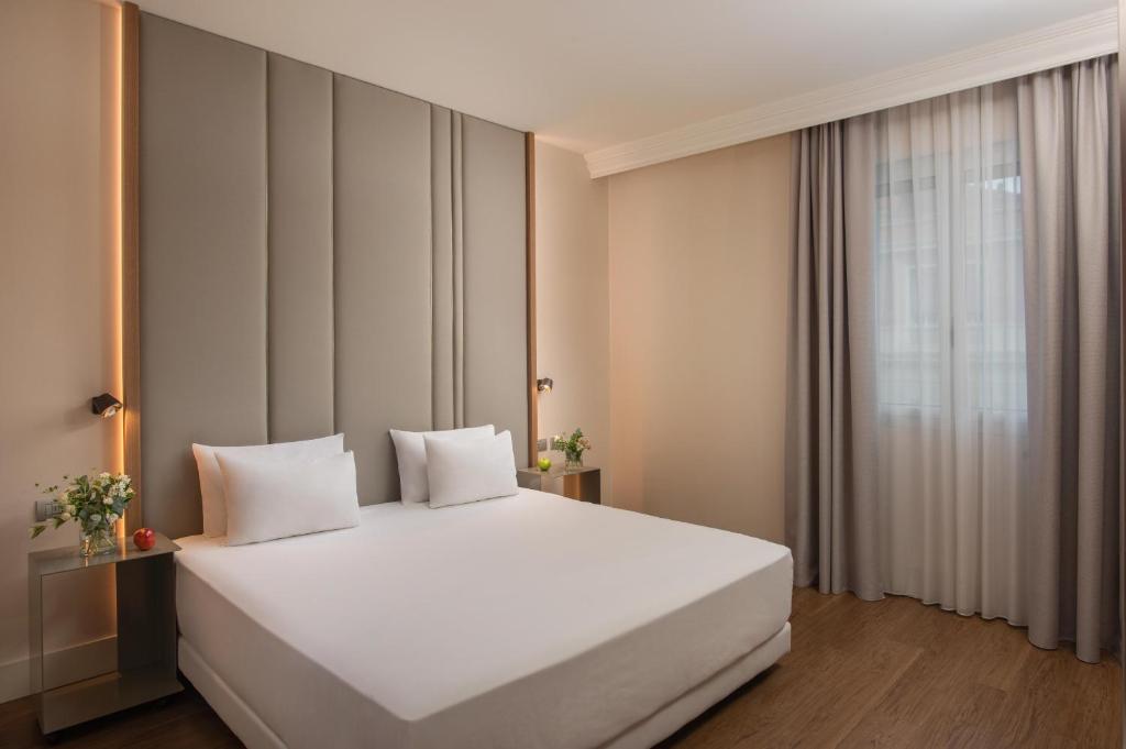 NH Bologna De La Gare - Resim 18