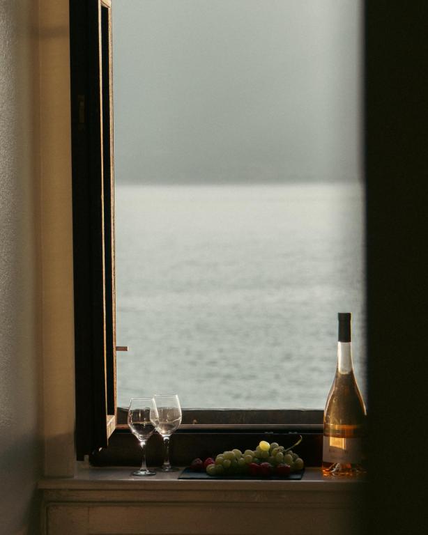 Montreux Riviera Suite Waterfront 3 Bedrooms Private Parking