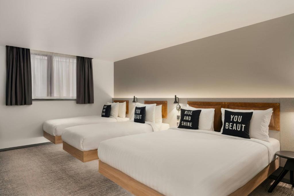 Moxy Belfast City - Resim 18