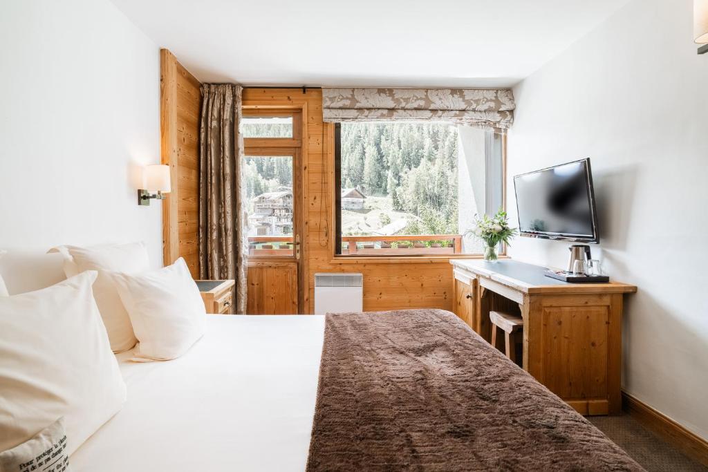 La Maison Hôtel Les Peupliers - Habitación Doble Con Balcón Vista Al Lago