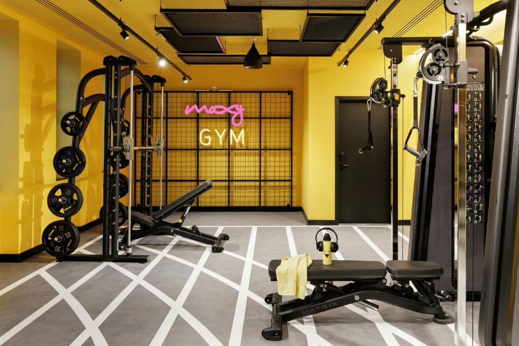Moxy Alfragide Lisboa: gym