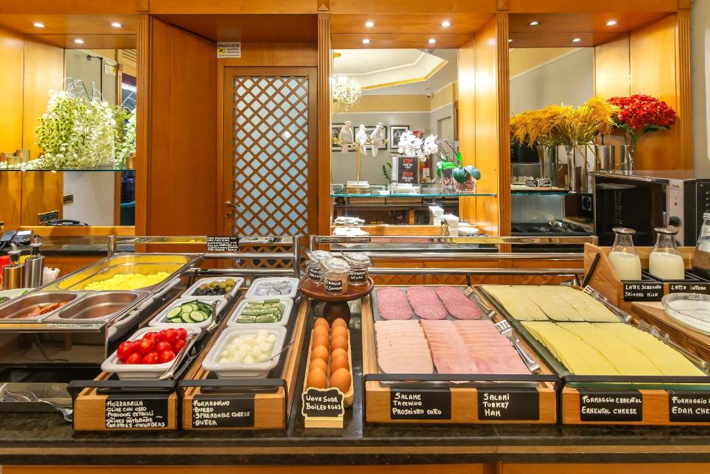 Hotel Tritone - Resim 17