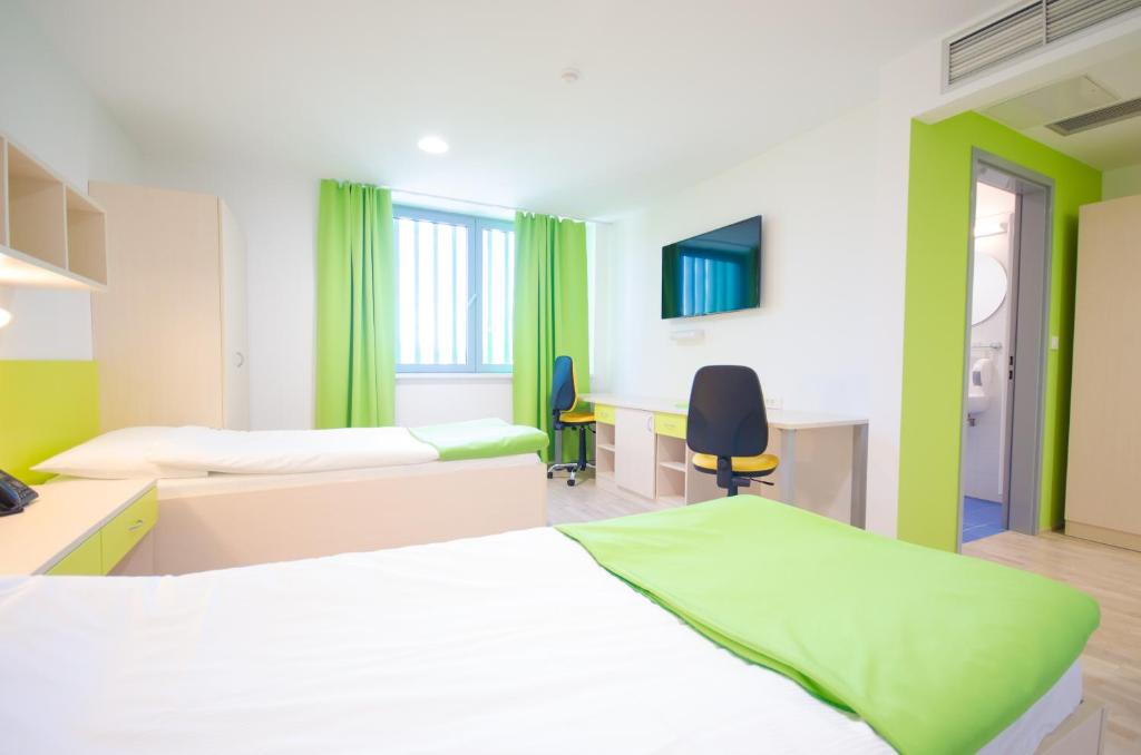 Sport Hotel Ljubljana - Resim 17