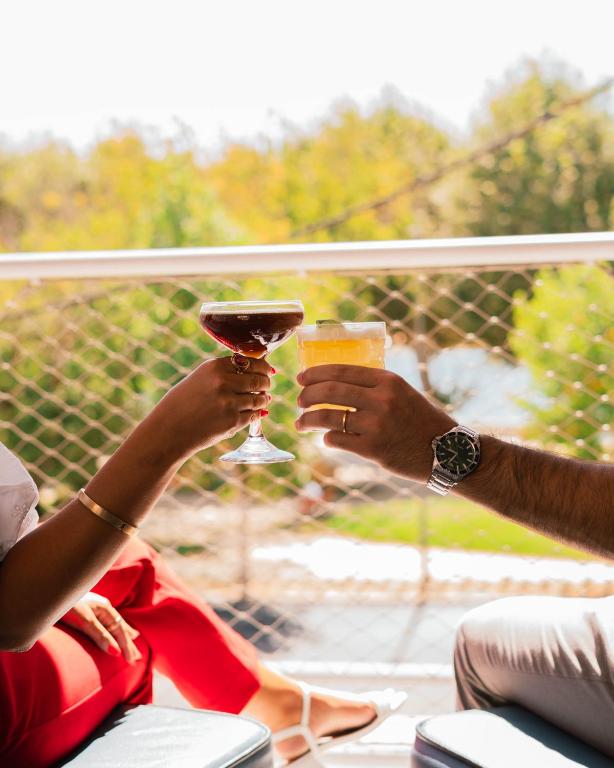 Zero Box Lodge Coimbra - Resim 38