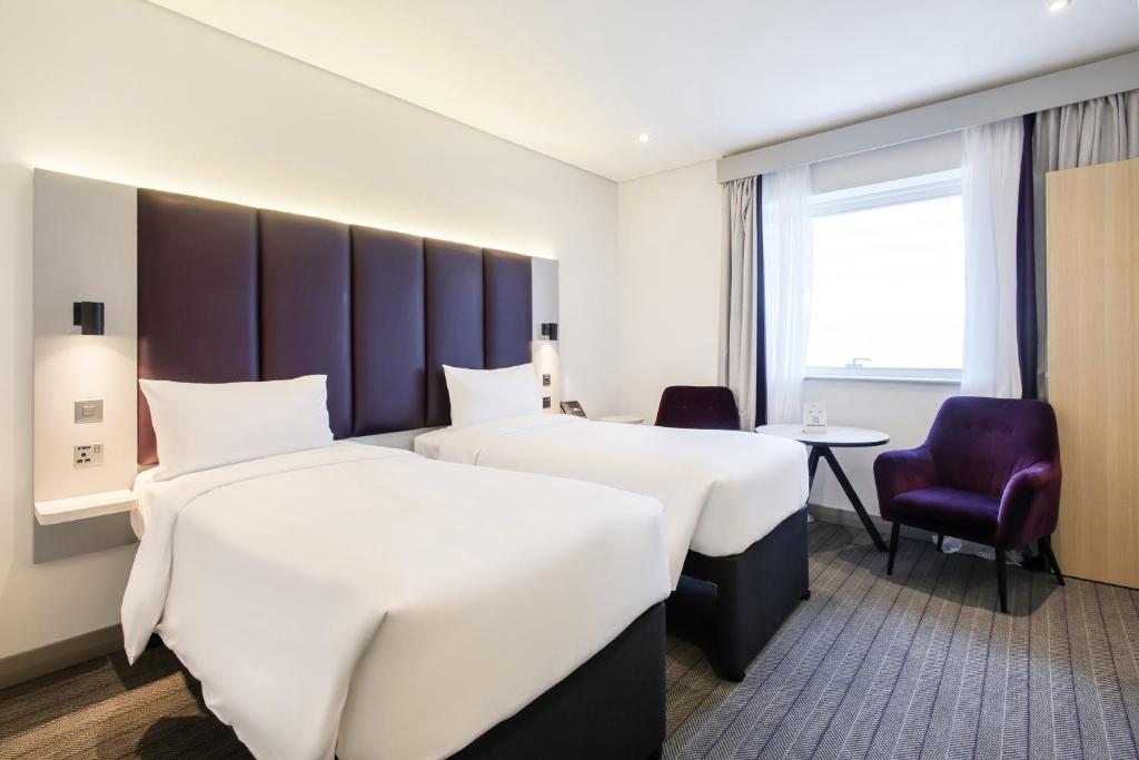 Premier Inn Abu Dhabi Capital Centre - Resim 12