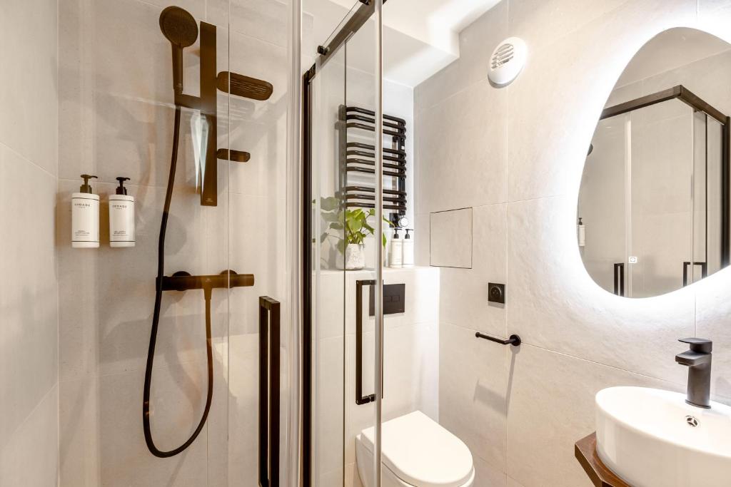 Le White by Sweett - Resim 14