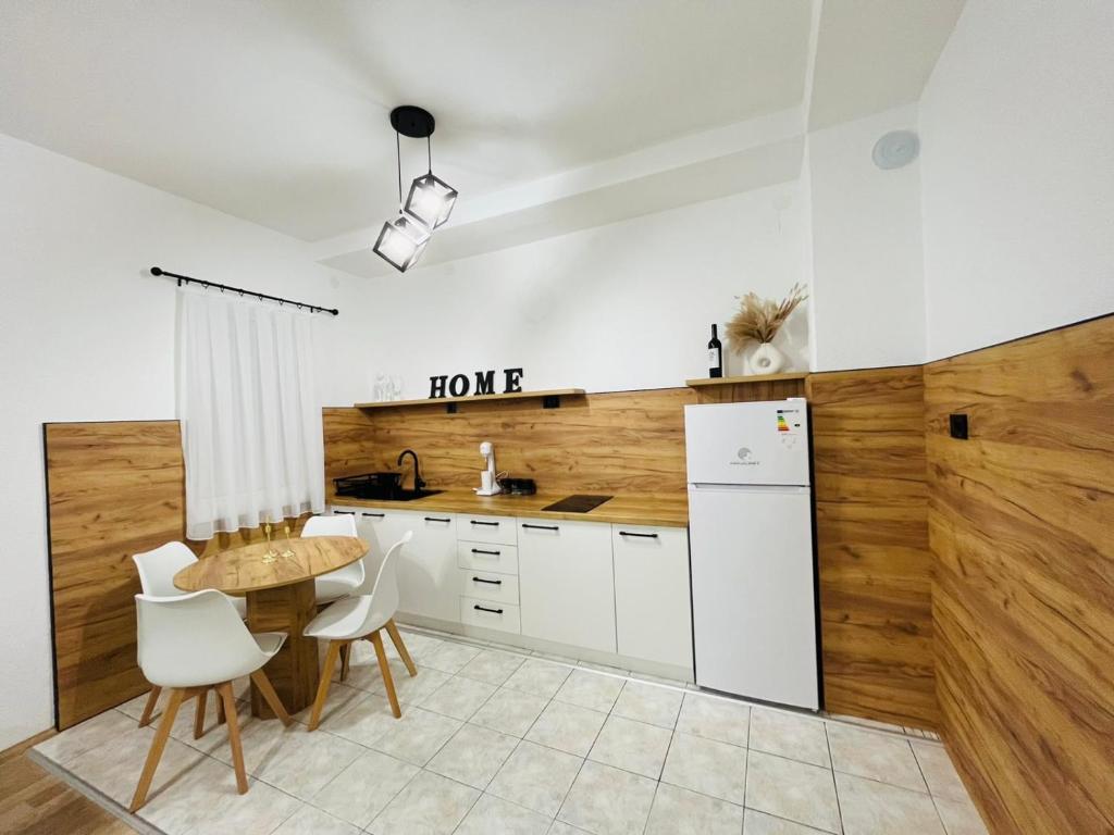 Φωτογραφία από το άλμπουμ του Home Apartment σε Gevgelija