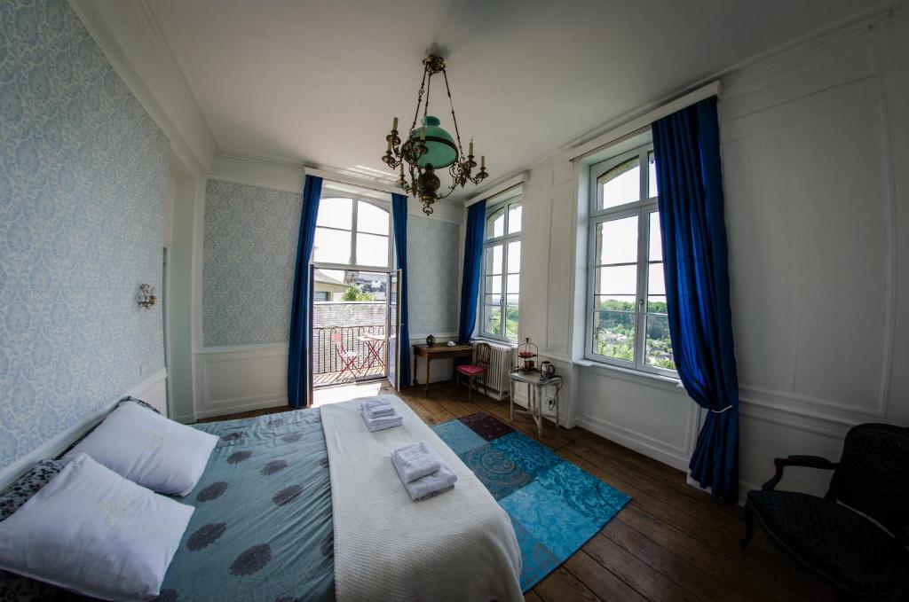 Hotel Particulier Le Mercier De Montigny Une Nuit Sur Les Remparts Fougeres Updated 21 Prices