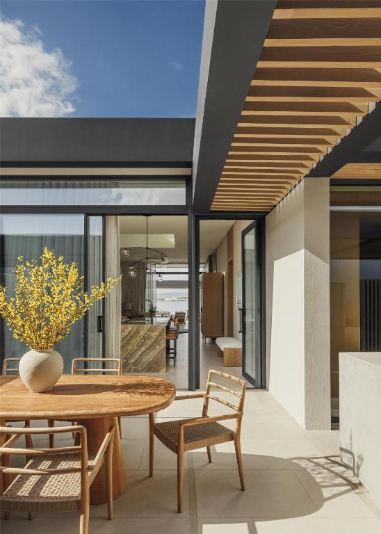 One&Only Aesthesis, Athens - Resim 3