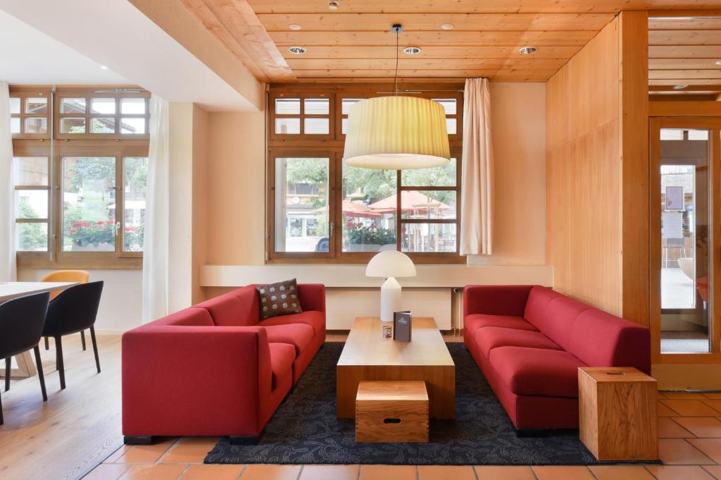 Posezení v ubytování Hotel Krone Lenk