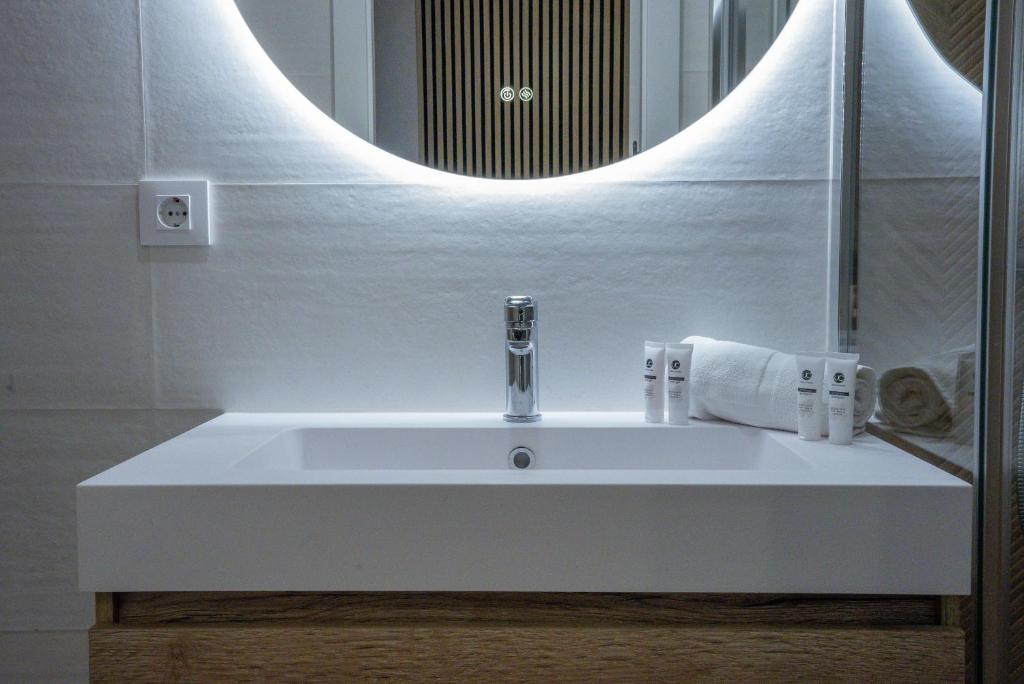 Casa Ollerias by ChicStays - Resim 43