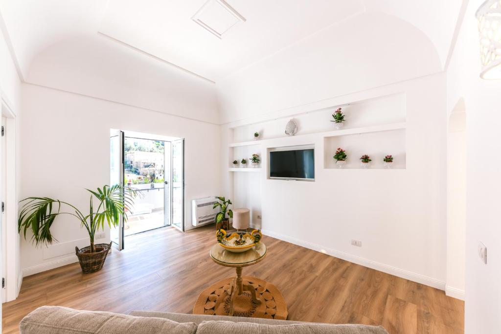 Villa Mary Suites