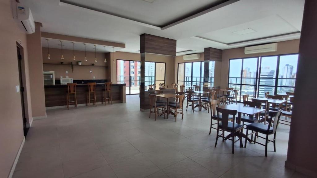 En restaurant eller et andet spisested på Smart boulevard