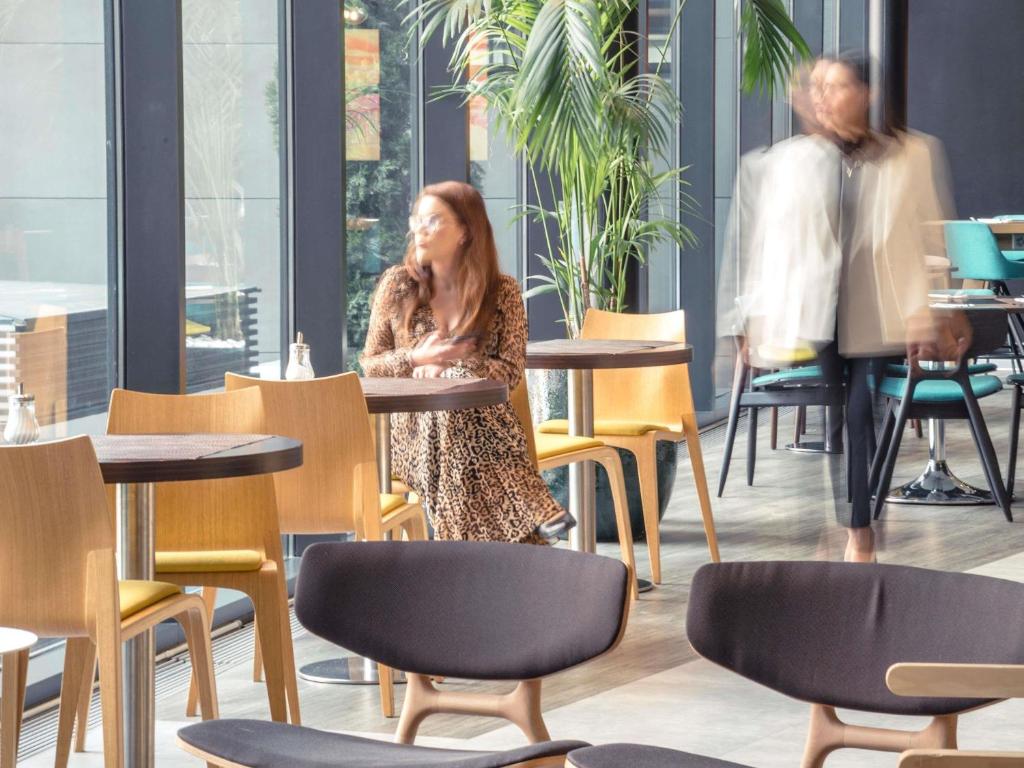 Ibis Lugano Paradiso - Resim 11