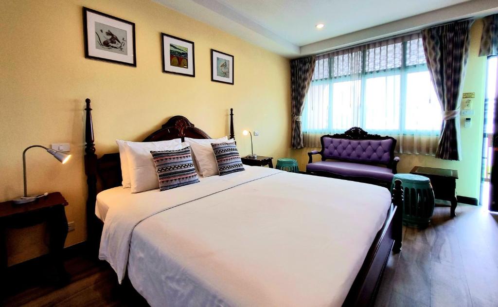 Focal Local Bed & Breakfast - 18