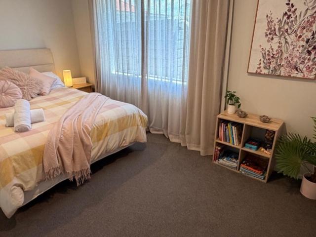 Stunning Modern Retreat - Resim 17