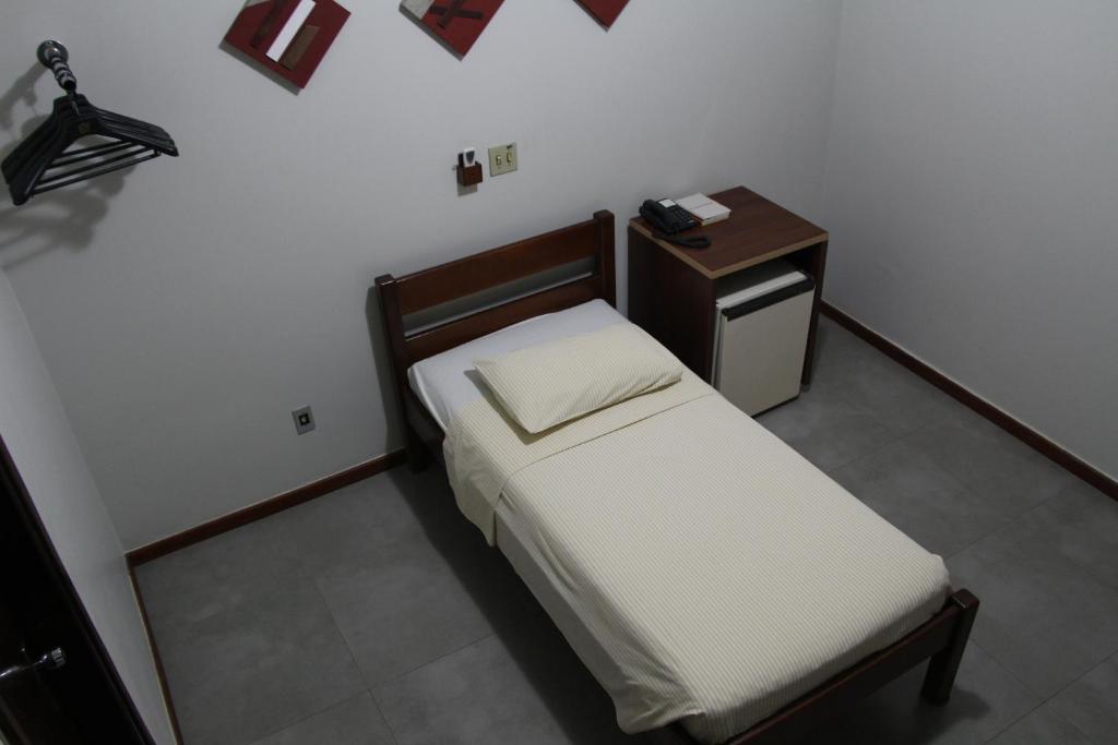  Paradise Hotel