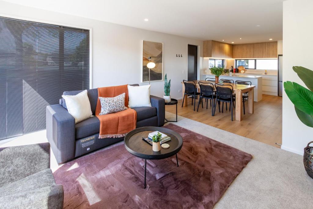 Walk In, Unwind & Feel Right at Home - Resim 4