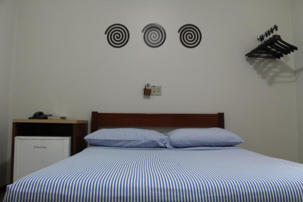  Paradise Hotel