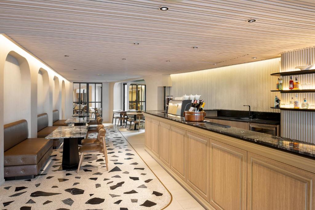 Away Bangkok Sukhumvit - Resim 8