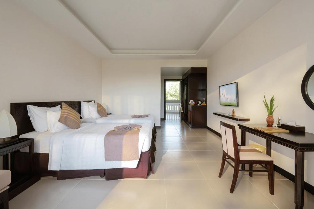 Phòng Deluxe 2 Giường Đơn Có Ban Công - Nhìn Ra Vườn