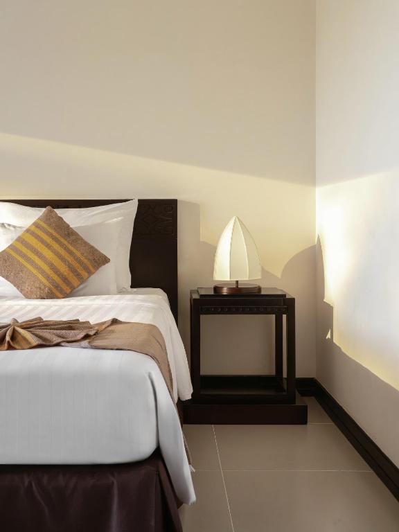 Phòng Deluxe 2 Giường Đơn Có Ban Công - Nhìn Ra Vườn
