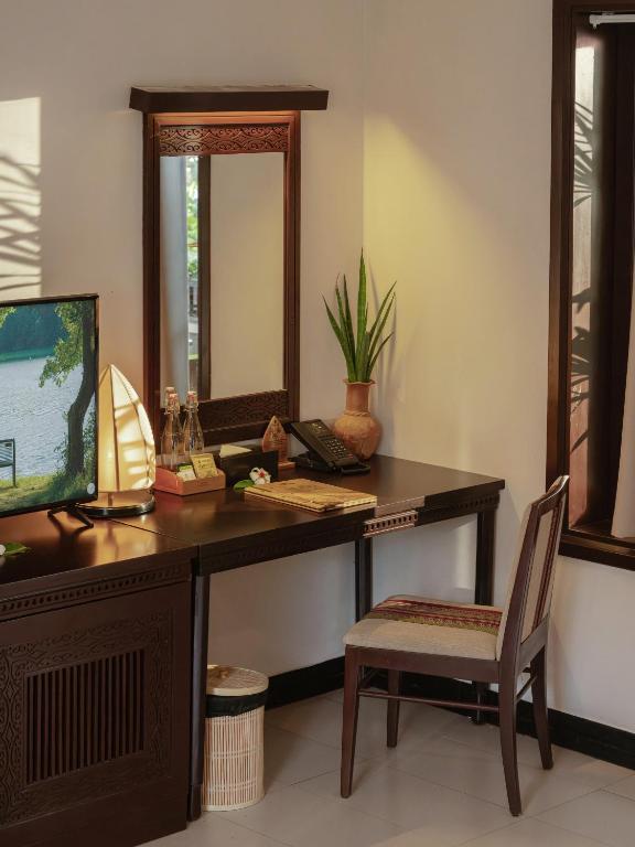 Bungalow Có Sân Hiên - Nhìn Ra Vườn