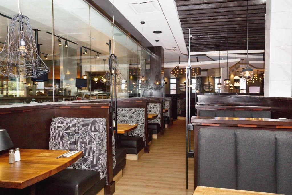 Sandman Signature Calgary Airport Hotel - Resim 36