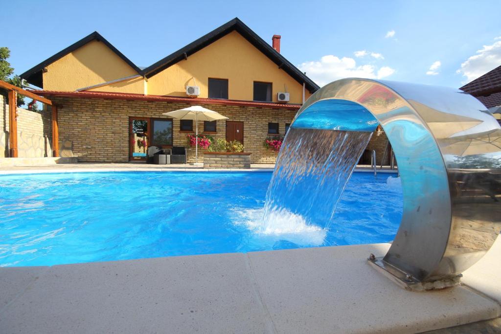 Guest House Vila Alexandar - 