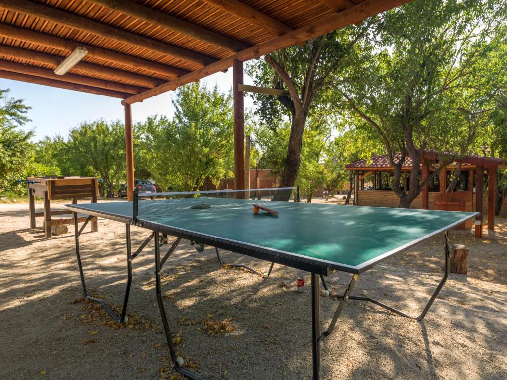 Stolní tenis v ubytování Olmue Natura Lodge & Spa nebo okolí