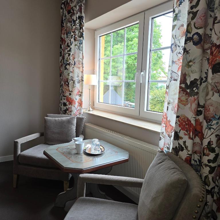 Hildebrandts Landhotel - bei Erfurt - Large Double Room