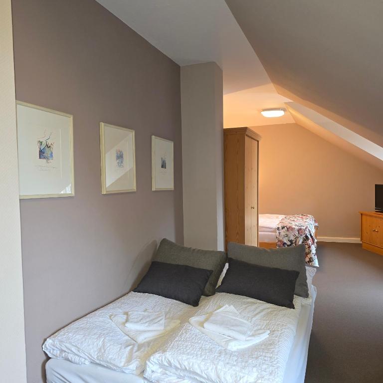 Hildebrandts Landhotel - bei Erfurt - Large Double Room